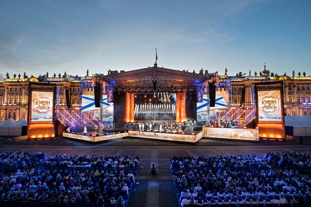 Рок-опера «Юнона и Авось» на Дворцовой площади Санкт-Петербурга