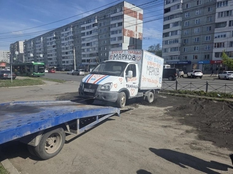 Омская мэрия анонсировала эвакуацию брошенных автомобилей в Советском округе