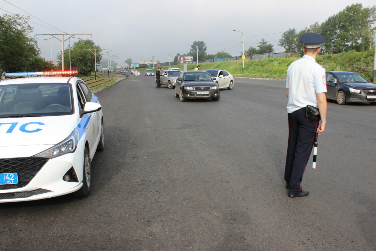 подарки ветеранам на 9* мая единая россия. директор школы 44 прокопьевск. с. машина дпс. прокопьевск единый.
