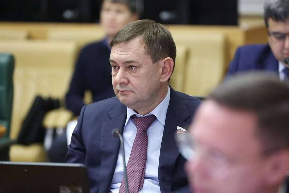 Воронежский сенатор Нетёсов попал в больницу