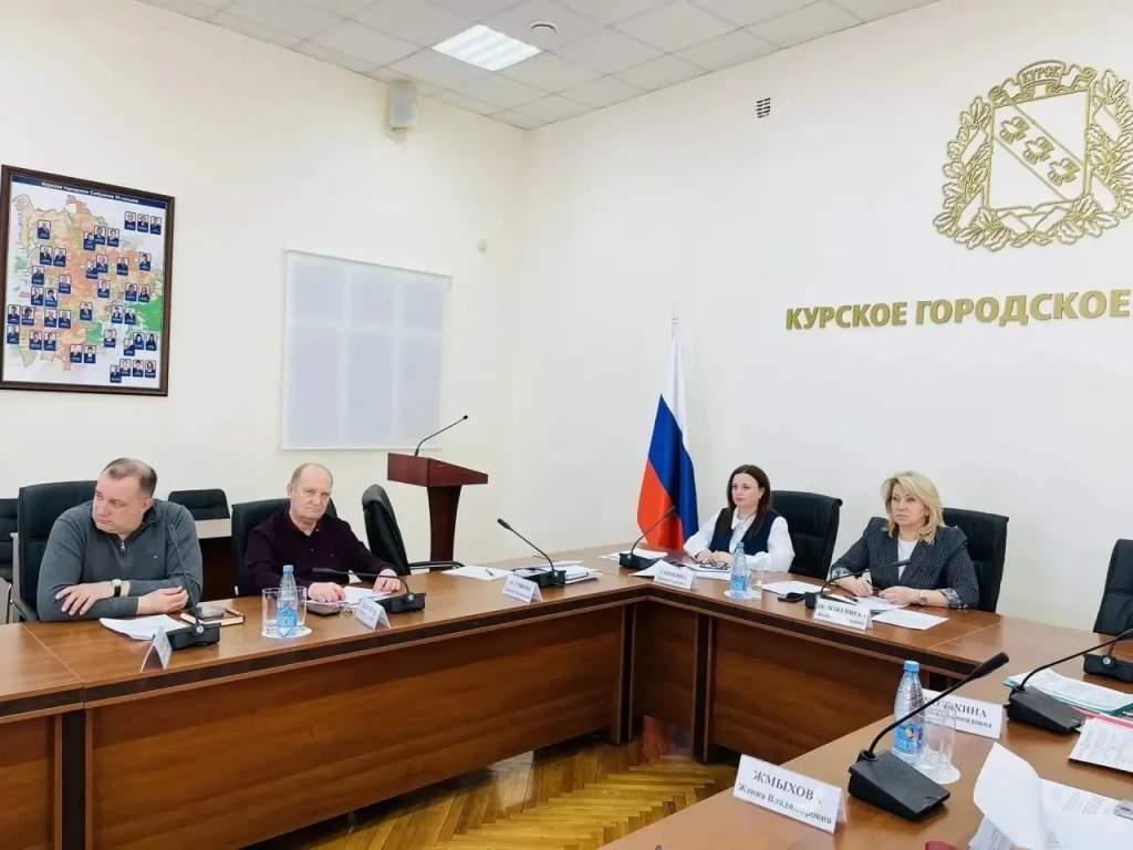 Курских работодателей вызвали в мэрию из-за зарплат ниже МРОТ