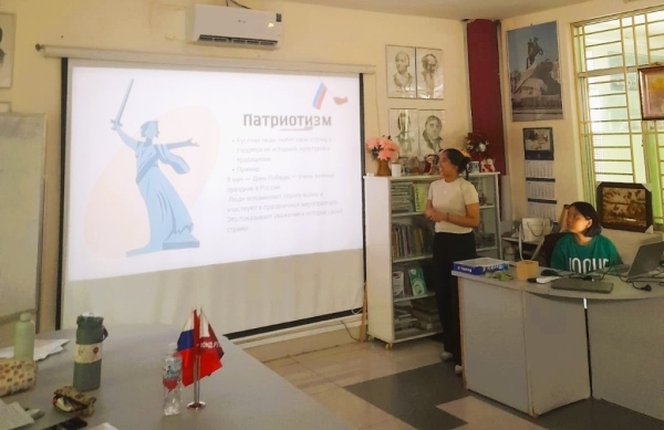 В Хошимине прошло занятие, посвящённое Дню Победы