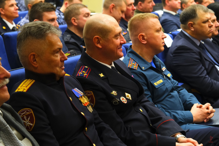 В Калининграде состоялось торжественное мероприятие в честь Дня образования войск национальной гвардии (видео)