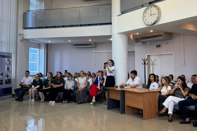 присутствующие 3.jpg