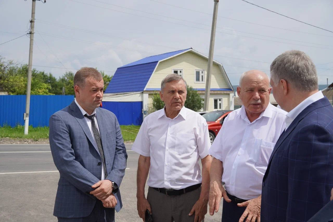 В Карсунском районе отремонтируют 18 километров дорог