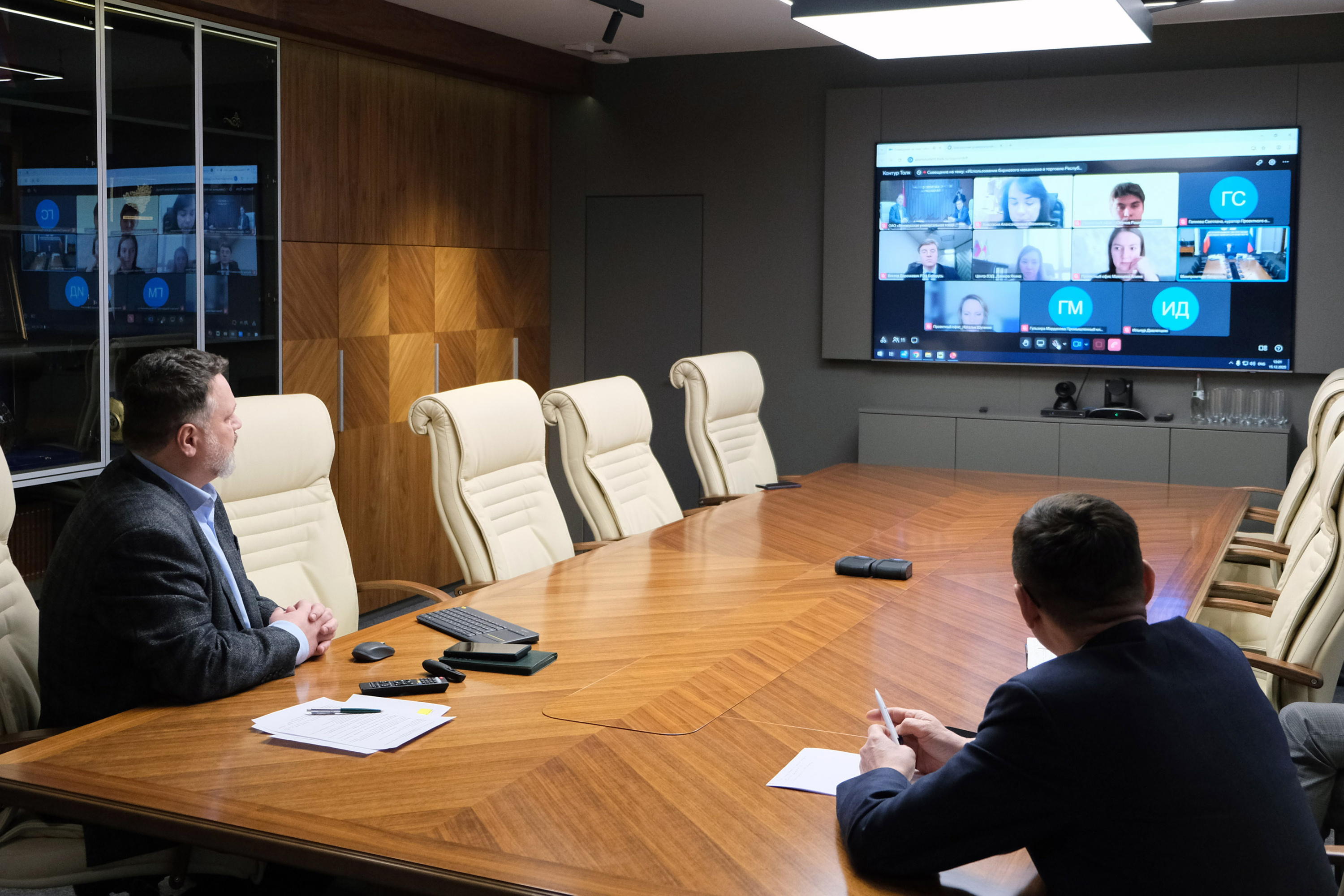 Беларусь и Татарстан будут развивать биржевую торговлю нефтехимией и промышленными товарами 