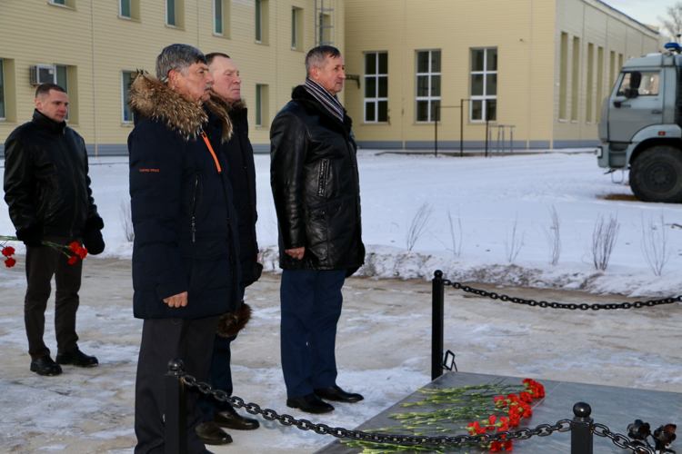 Ветеранов войск правопорядка поздравили в Управлении Росгвардии по Амурской области