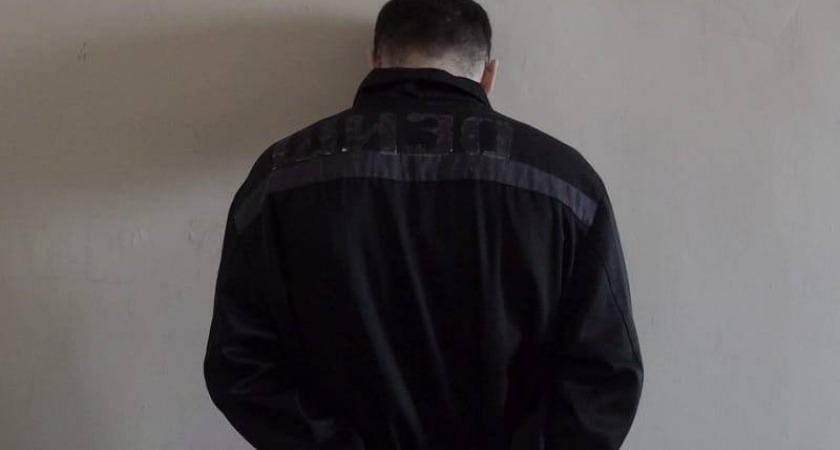 Рецидивисту добавили срок за экстремизм в колонии Коми