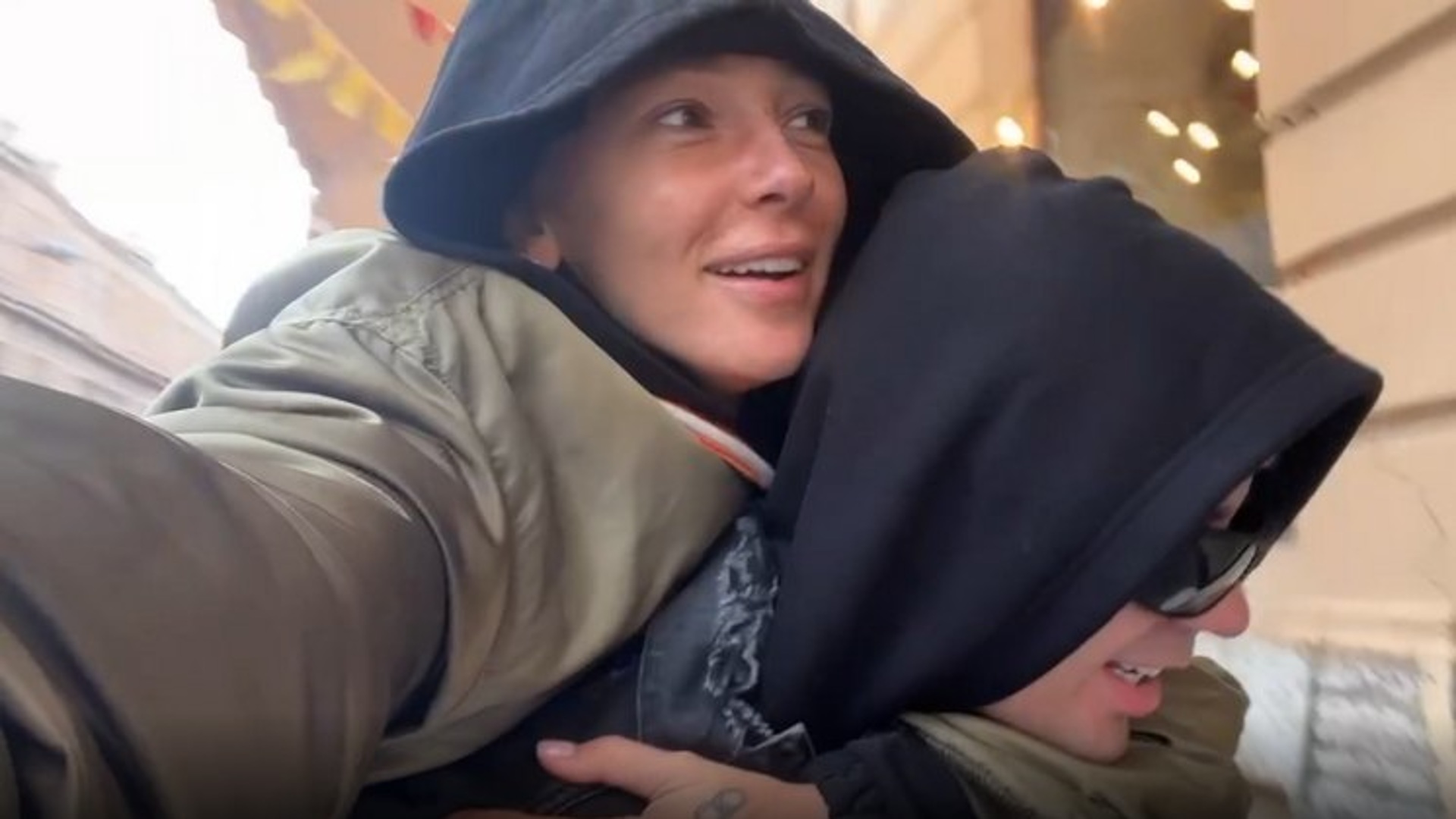 ивлева и элджей. двойник элджея. элджей и ивлеева фото. рэпер элджей ивлеева продолжают дружить. ивлева и элджей.