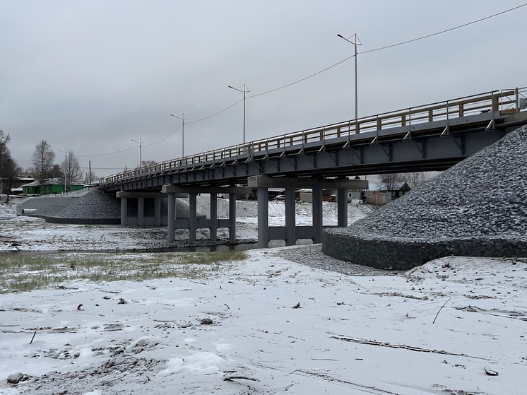 В Онежском районе на мосту через Вонгуду продолжается ремонт