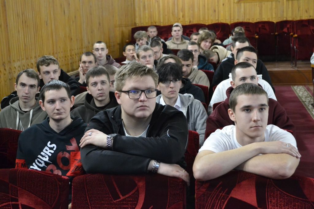 Студенты Алтайского государственного колледжа проявили высокую заинтересованность в процессе знакомства с потенциальными работодателями