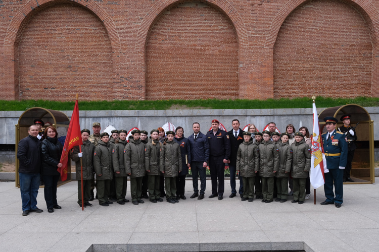 Новгородские подшефные воспитанники кадетского класса Росгвардии дали торжественную клятву