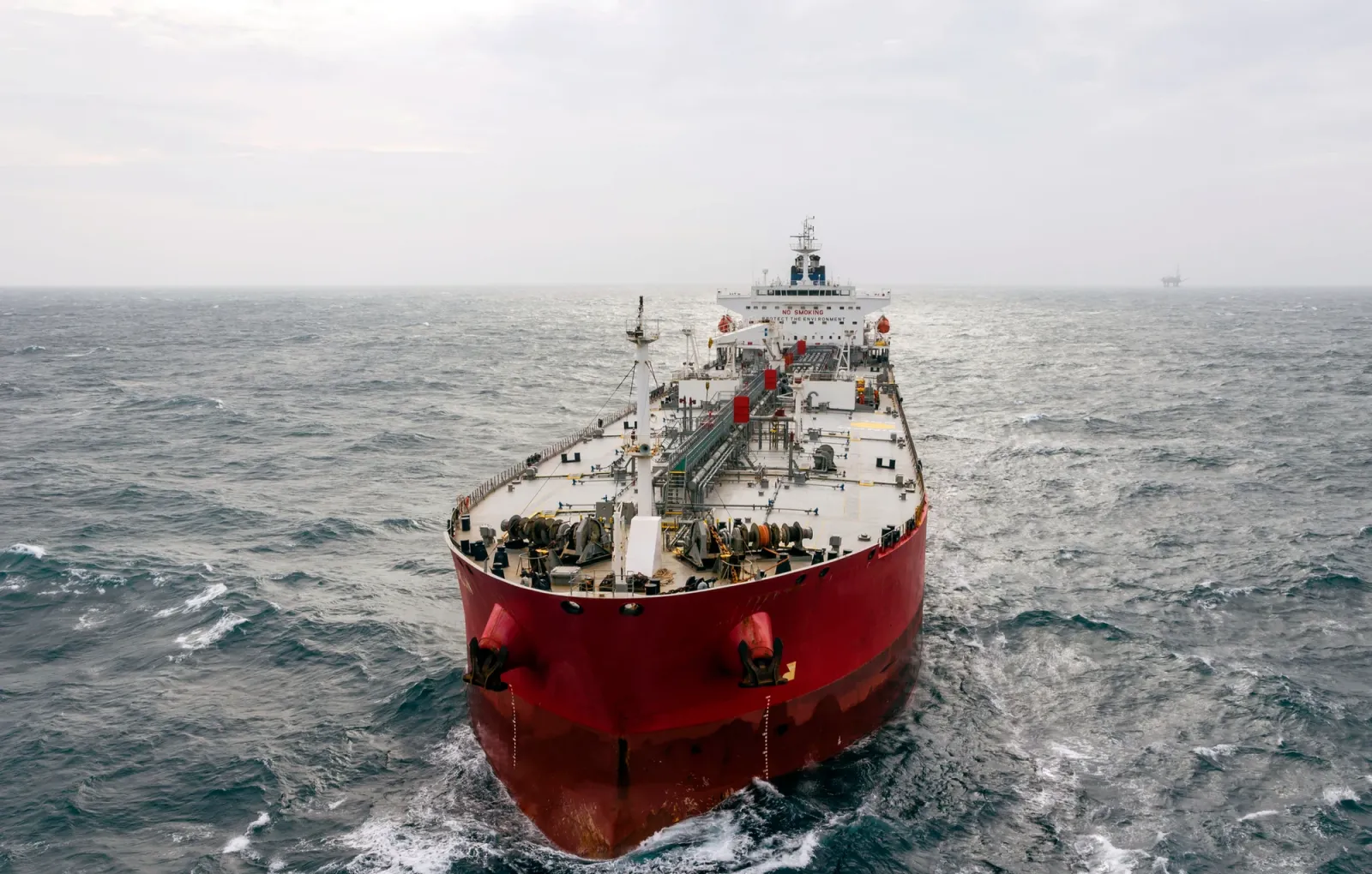 Морской экспорт. Aframax Tanker. Супертанкер. Российские танкеры дизель. Корабль нефть.