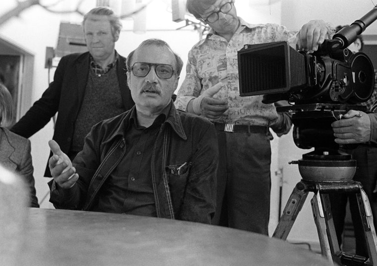 С самого начала карьеры Данелия нашел свой уникальный режиссерский стиль 