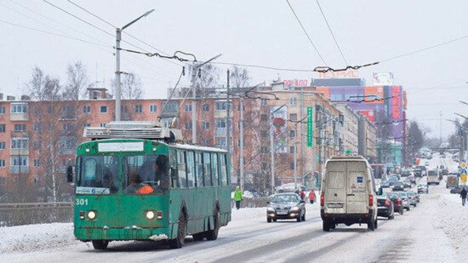 Транспорт петрозаводск. Петрозаводский троллейбус. Движение троллейбусов в Петрозаводске. Самый старый троллейбус. Троллейбус 379 Петрозаводск.