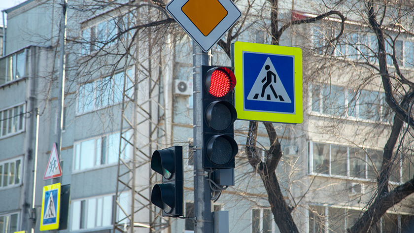 Подросток в Благовещенске угнал родительский автомобиль и спровоцировал ДТП - gtrkamur.ru