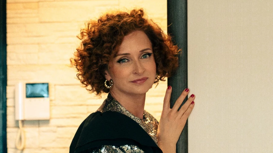 Сериал "Первокурсницы 2".