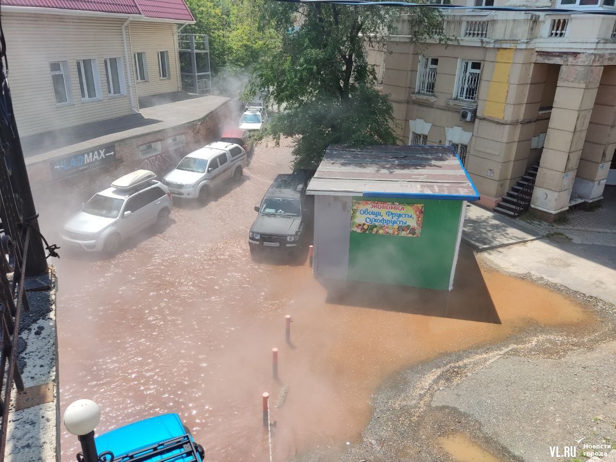 владивосток площадь луговая