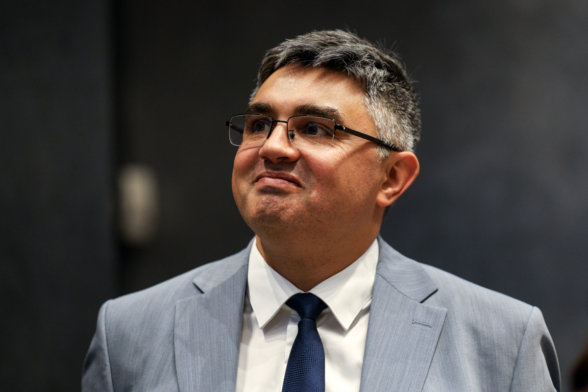 Искандер Бариев