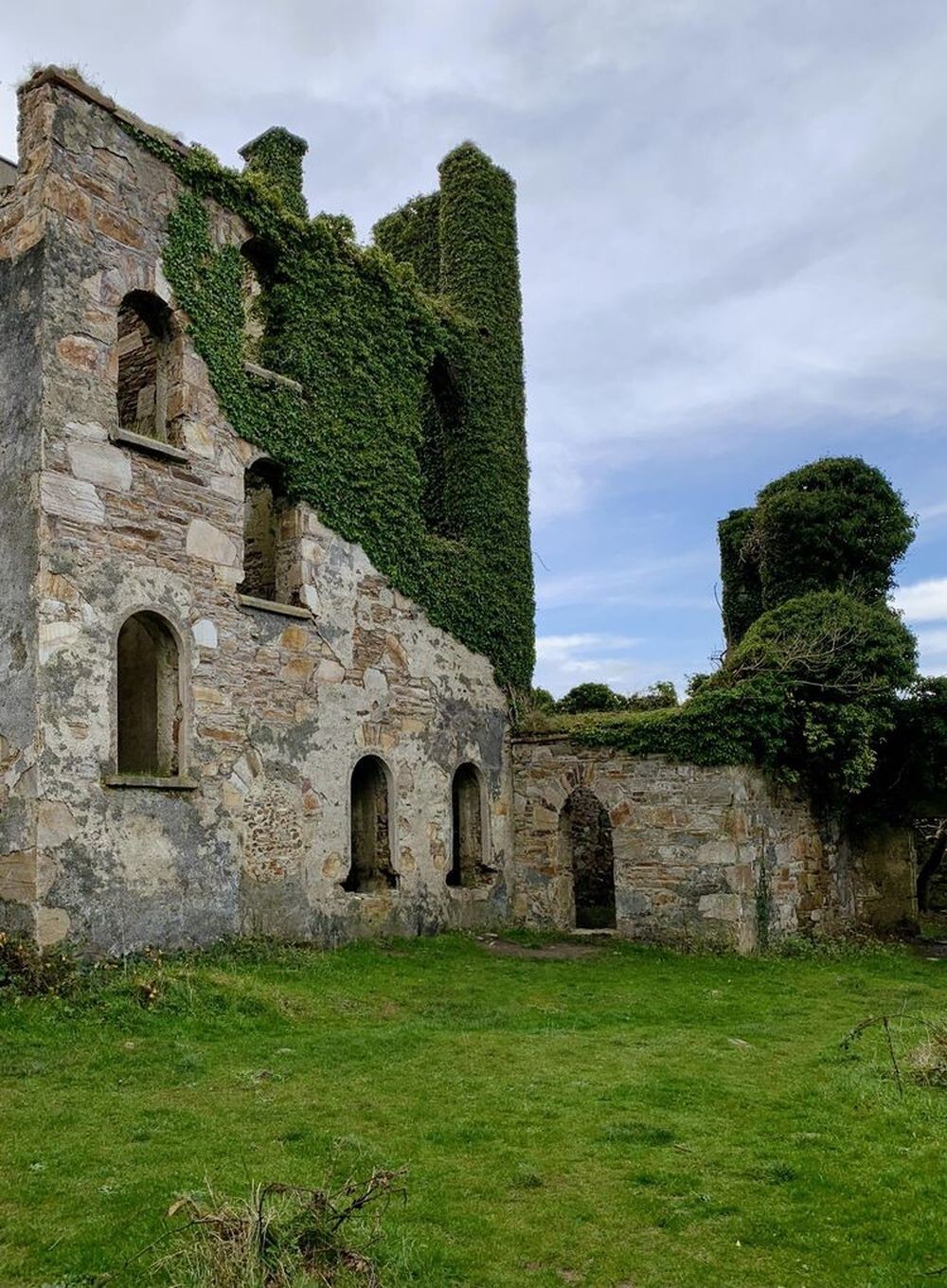 Burial ground in Unknown Townland
