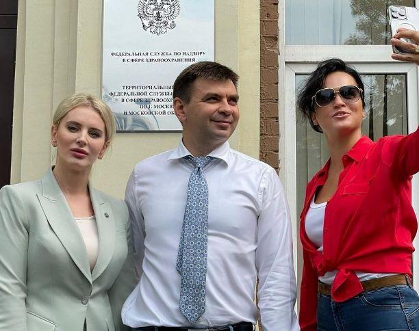 Адвокат Славы и Успенской Сенина получила разрешение на досудебные переговоры с Хайдаровым