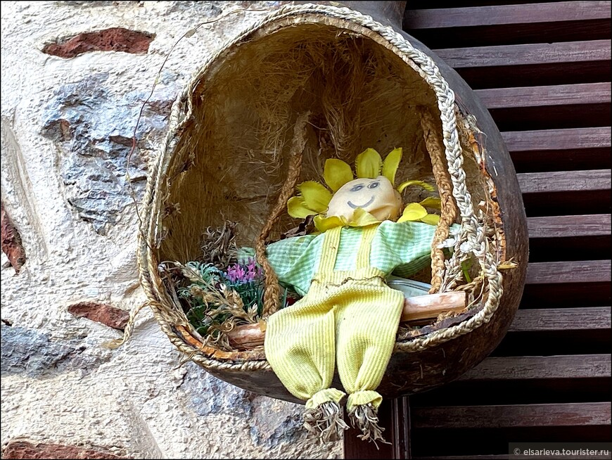 Аланья в ноябре. Пещера Дамлаташ. Красная башня. Судоверфь Терсане.