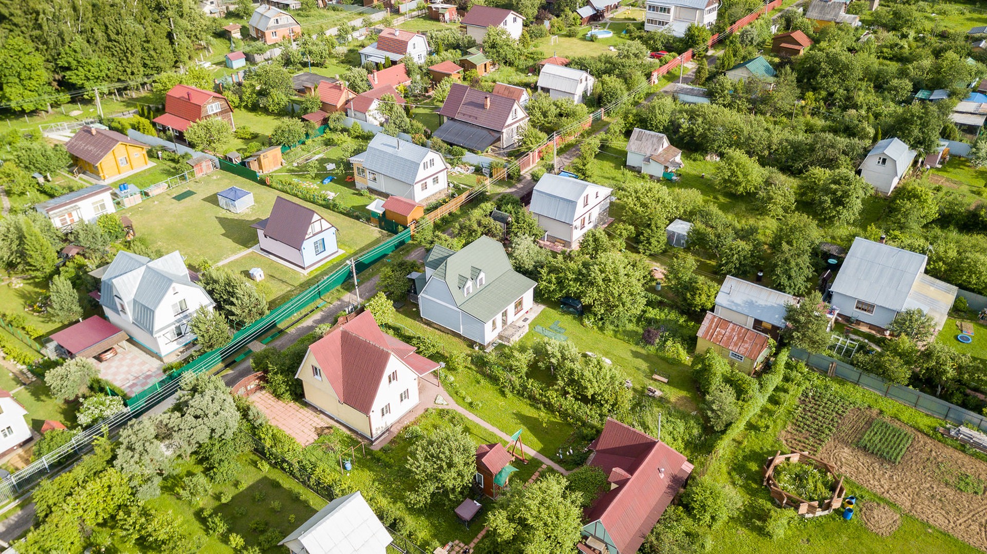 Россиянам напомнили о необходимости временной регистрации на даче
