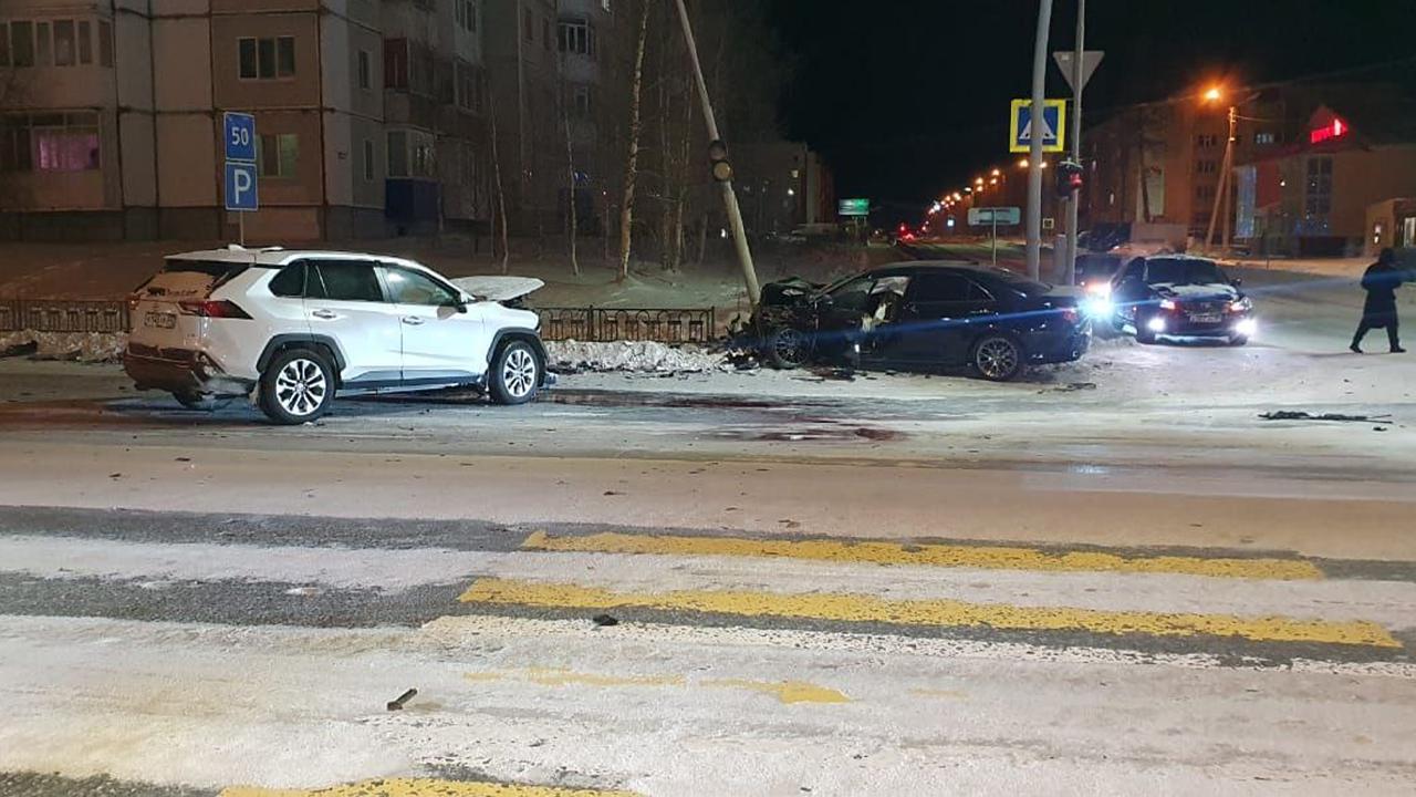 Дтп ноябрьск. Авария промзона Ноябрьск. Авария 14 мая 2024 года в Челябинске у комплекса кольцо. Новости Ноябрьска происшествия.