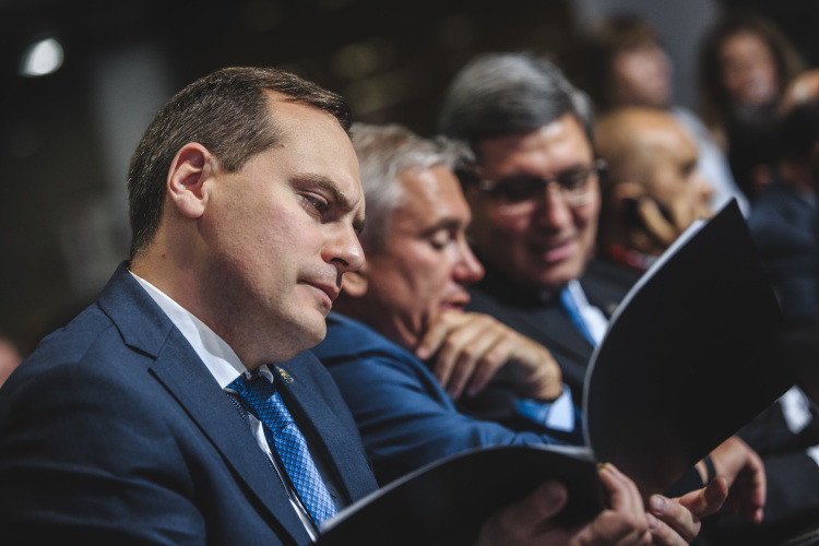 Говорят, что Здунов (на фото) неоднократно звал Беляева в свою команду — сначала в Дагестан, а потом и в Мордовию, главой которой является сегодня выходец из Татарстана