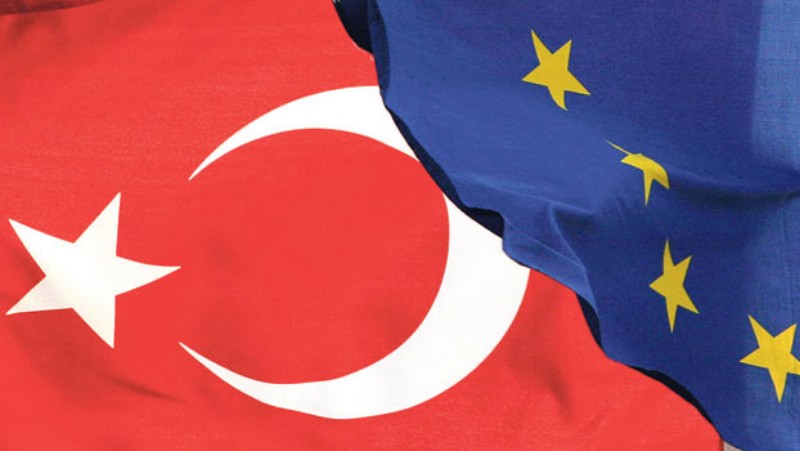 Politico: ЕС не сможет одновременно принять и Украину, и Турцию