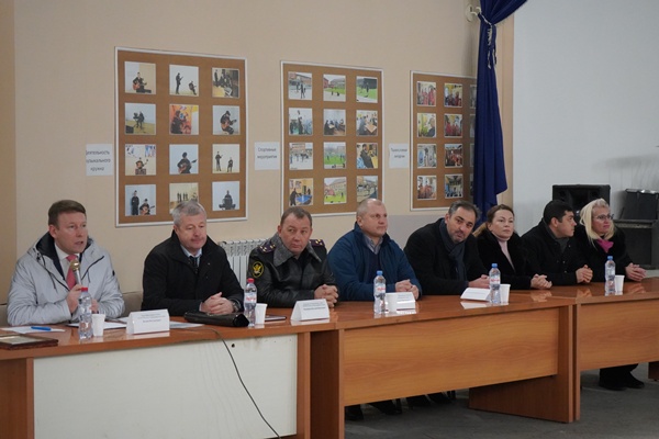 В исправительных учреждениях УФСИН России по Краснодарскому краю завершила работу передвижная выставка заслуженного художника Республики Башкортостан Расиха Ахметвалиева