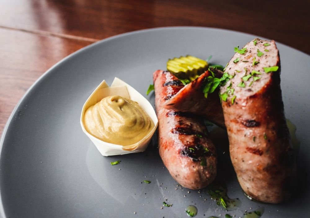 Газировка, печенье и сосиски повышают риск рака кишечника