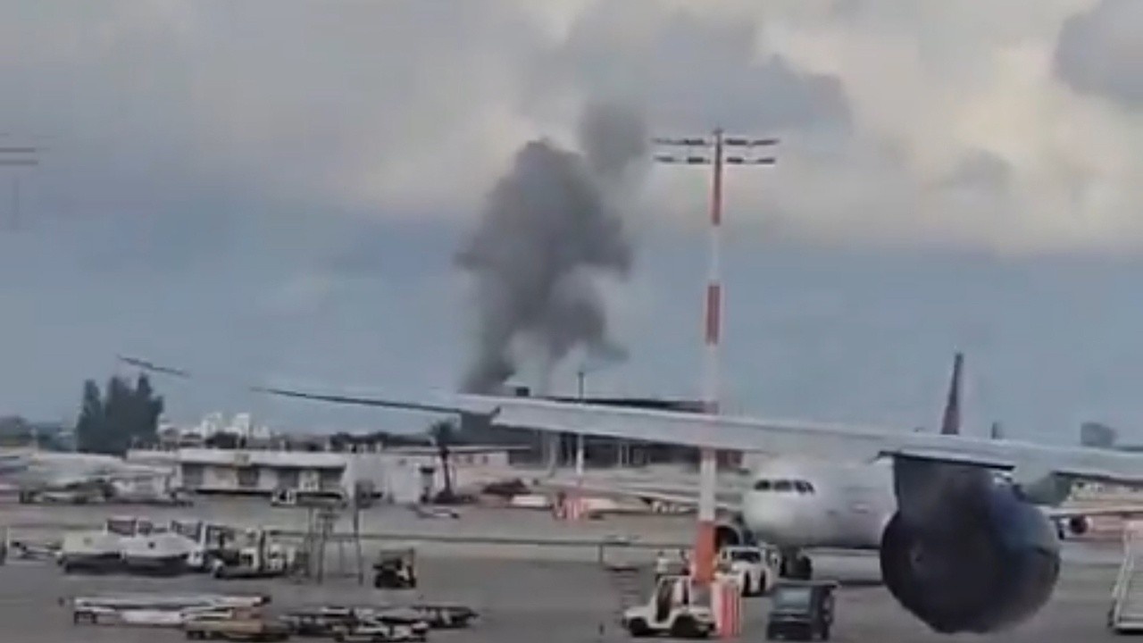 Последствия атаки хуситов на аэропорт Бен-Гурион.