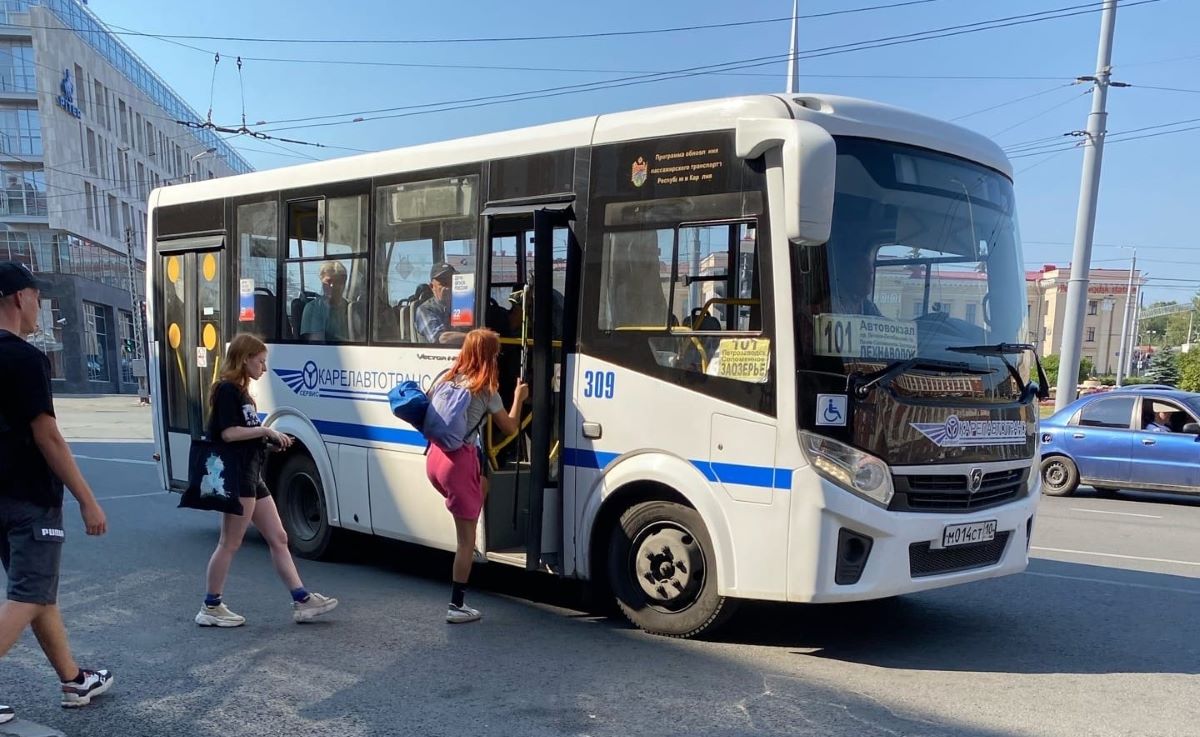 Остановки автобуса 622. Автобус 622. Автобус Карелавтотранс Петрозаводск 37 мест. 622 Автобус маршрут. Автобус Омск.