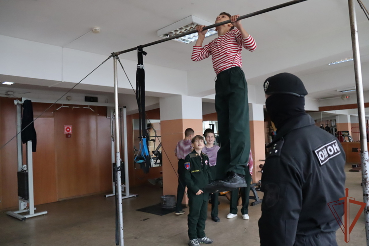 На Дальнем Востоке сотрудники и ветераны ОМОН Росгвардии отмечают 37-ю годовщину со дня образования отрядов