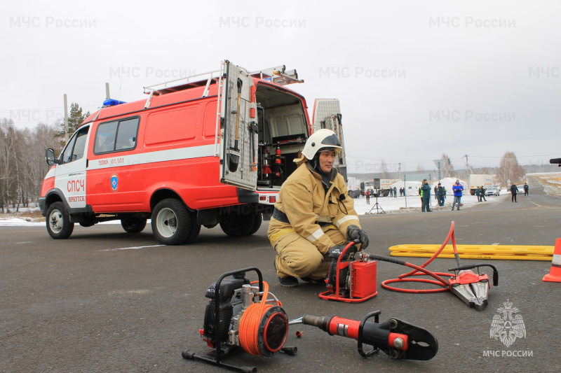 Межведомственные учения по ликвидации ДТП прошли сегодня на федеральной автодороге под Ангарском