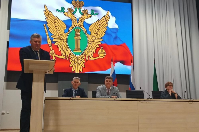 Курсанты Казанского юридического института МВД России посетили Квартал юстиции