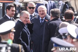 Лукашенко заявил, что не сможет не посетить Парад Победы в Москве 9 мая