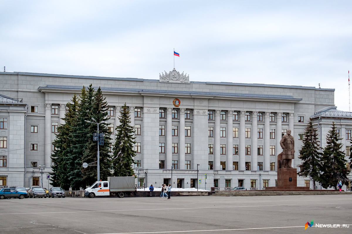 В Кирове появится третий заместитель главы минобра