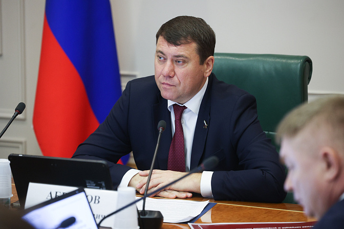 сенатор иван абрамов