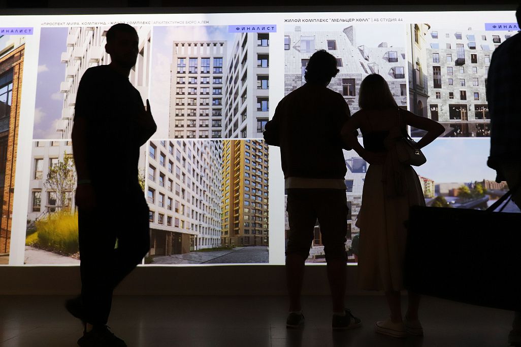 Место встречи — архитектура. Фестиваль «Архитектон» открылся в ЦВЗ «Манеж» | ФОТО Дмитрия СОКОЛОВА