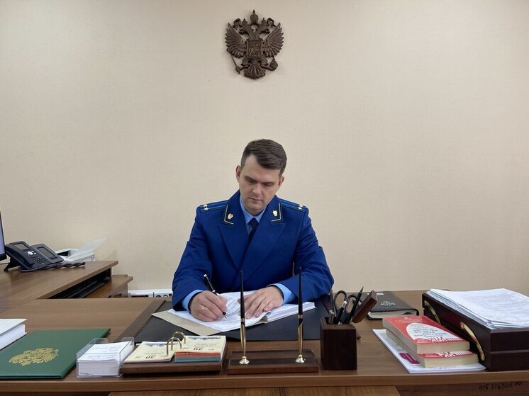 Житель Энгельса подкупил старшего преподавателя института