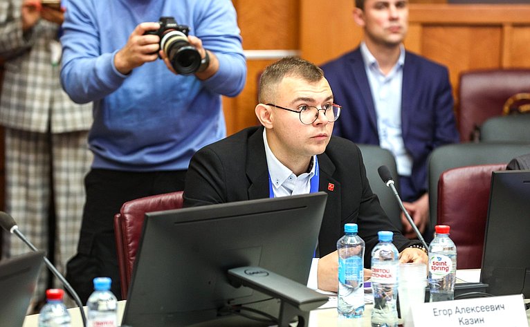 Дискуссионная площадка «Здоровье в цифровую эпоху: телемедицина в действии». VI Форум социальных инноваций регионов