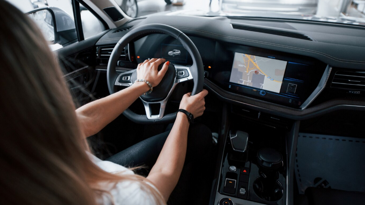 Автомобили с богатой историей, охватывающей дес...