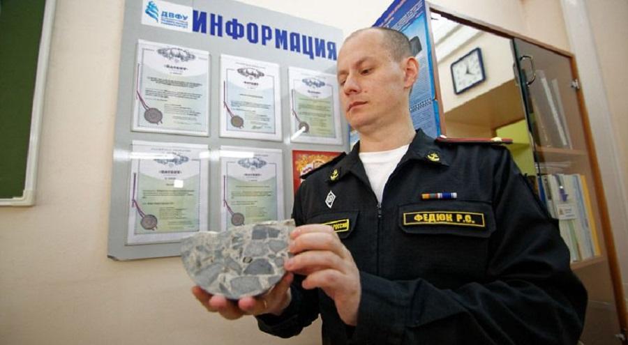 ДВФУ | Ученый ДВФУ Роман Федюк признан «Изобретателем года» за прорывные разработки для аэродромов и арктических строек
