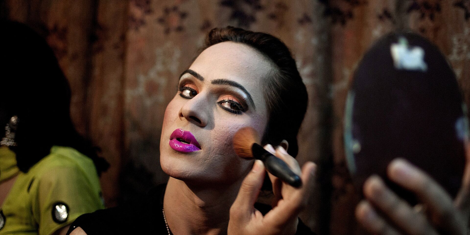 Пакистанский трансгендер - ИноСМИ, 1920, 01.11.2025