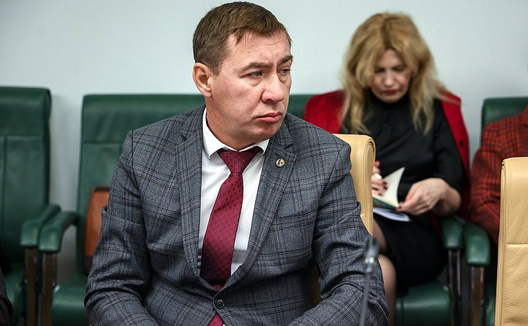 Совещание Комитета СФ по аграрно-продовольственной политике и природопользованию «Мониторинг реализации законодательства Российской Федерации в части поддержки сбыта фермерской продукции»