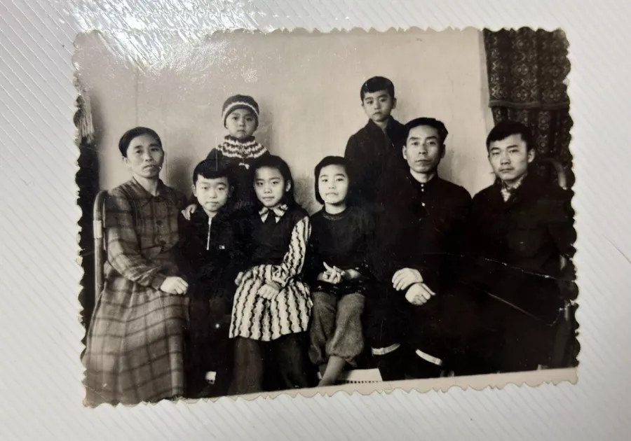 Семья Юрия Тена