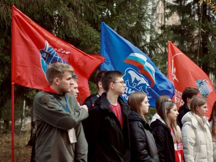 В регионе прошел молодежный военно-патриотический слет «СВОи люди»