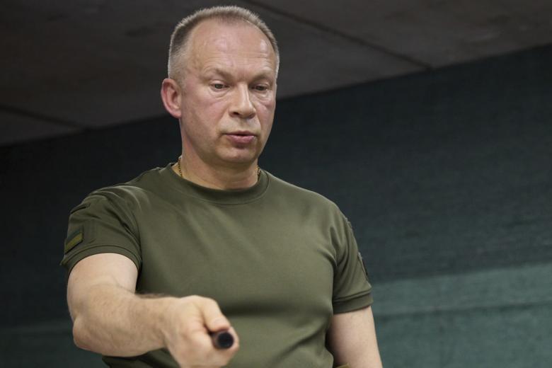 Сырский потребовал перевести обучение военных под землю
